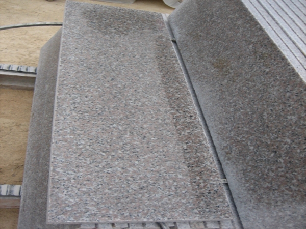 g635 granitplattor, frambyggnadssteg, slitbanor
