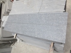 trädgårdsbana basalt granit steg
