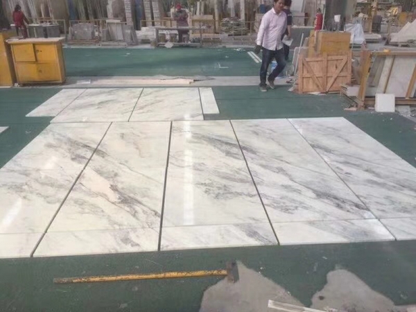 Ny volakas vit marmorpolerad golvplatta