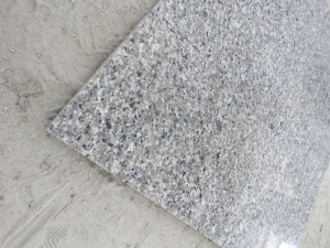 svanblå granit polerad pool kakel design