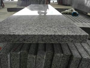  G603 grå granit trappsteg steg slitbanor