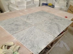 Natursten Vit Bianco Carrara Marmor Kakel
