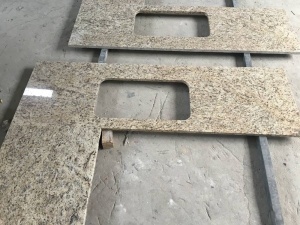 Prefabricerade Giallo Ornamental Granit Custom Stone Bänkskivor