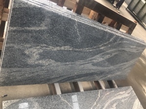 Kina Juparana granitpolerad halvplatta